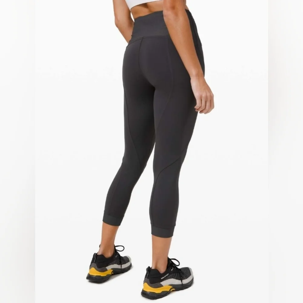 Lululemon Train Free High-Rise Crop 23